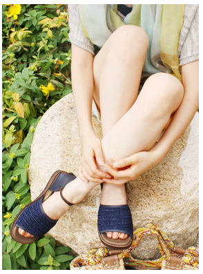Super Comfortable Natural Straw Summer Flat